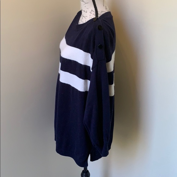 LOFT Sweater - Picture 3 of 6